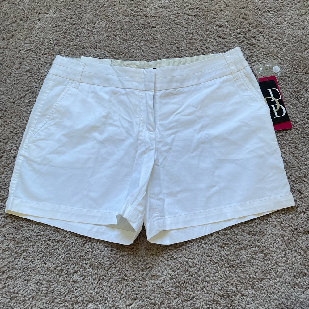 Dalia collection white cotton shorts size 10